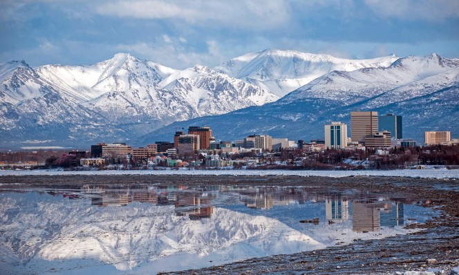 Alaska beautiful skyline